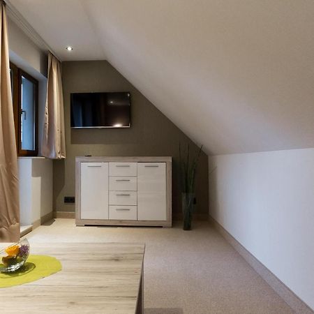 Kraeuterhotel Garni Zur Klostergrotte Nohra  Ngoại thất bức ảnh
