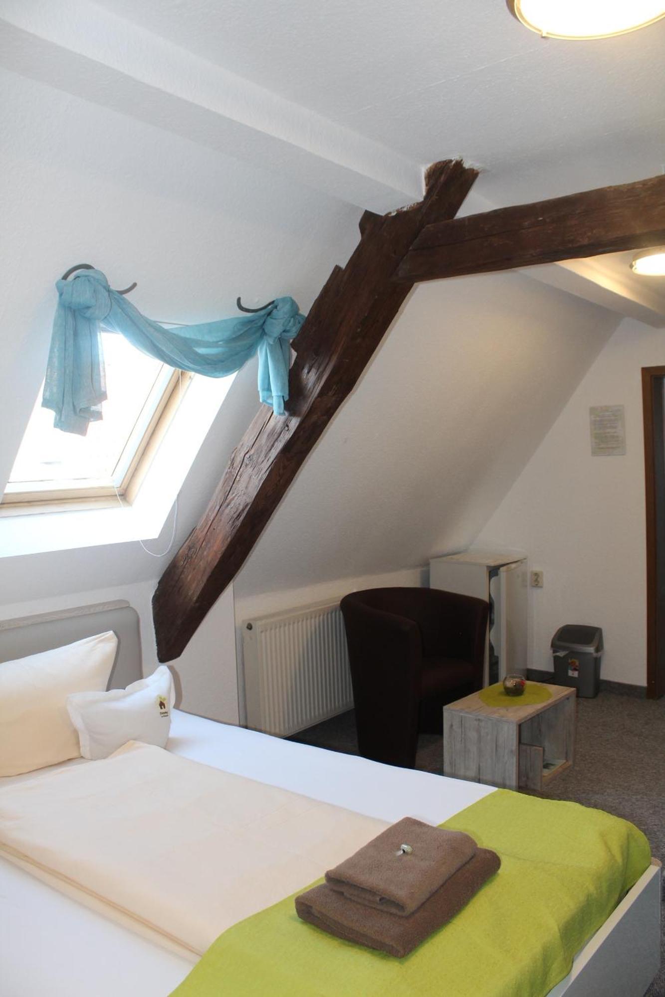Kraeuterhotel Garni Zur Klostergrotte Nohra  Ngoại thất bức ảnh