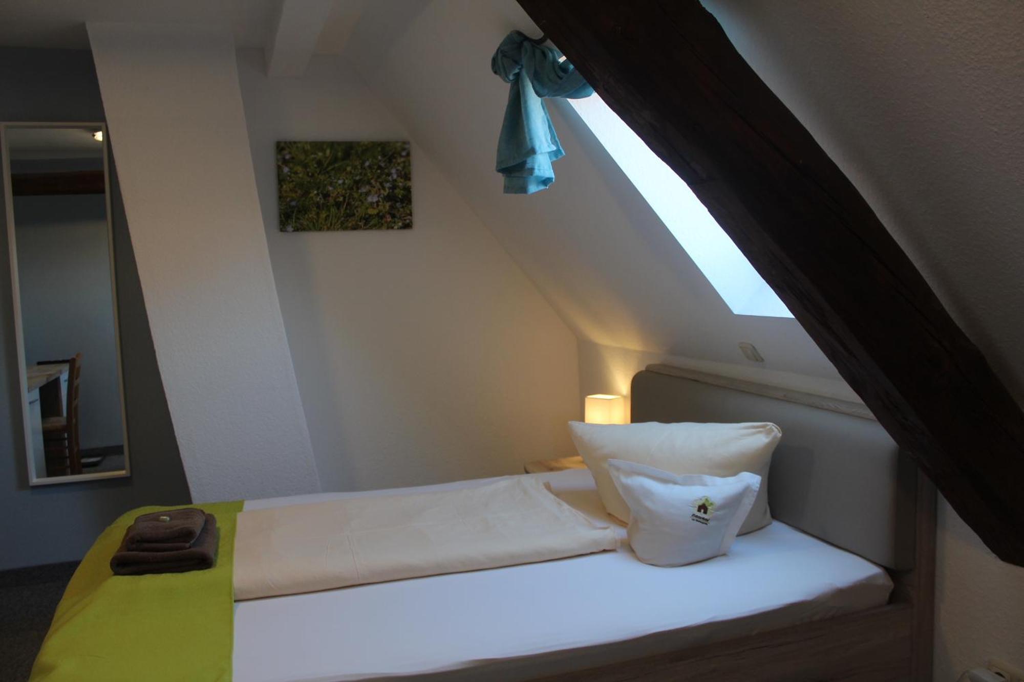 Kraeuterhotel Garni Zur Klostergrotte Nohra  Ngoại thất bức ảnh
