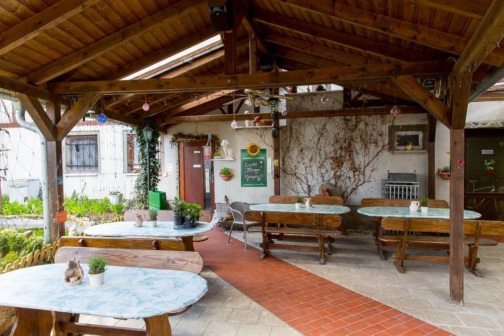 Kraeuterhotel Garni Zur Klostergrotte Nohra  Ngoại thất bức ảnh