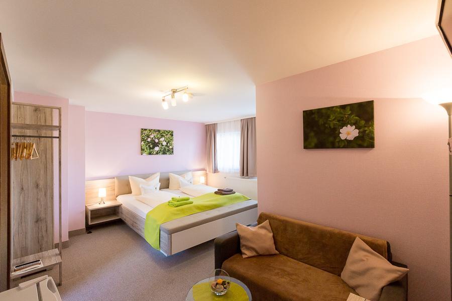 Kraeuterhotel Garni Zur Klostergrotte Nohra  Ngoại thất bức ảnh