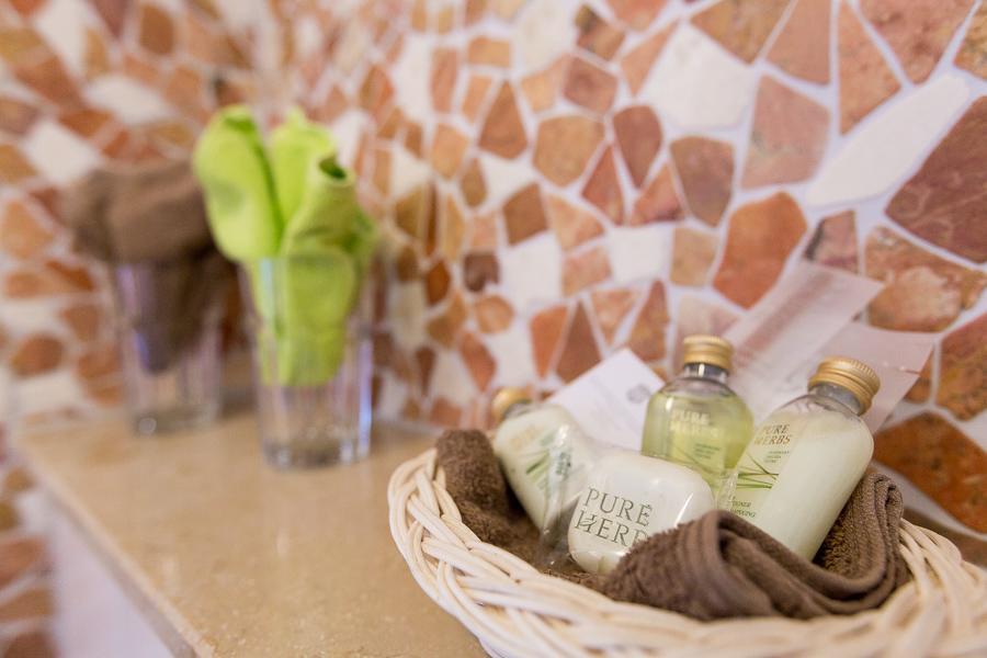 Kraeuterhotel Garni Zur Klostergrotte Nohra  Ngoại thất bức ảnh