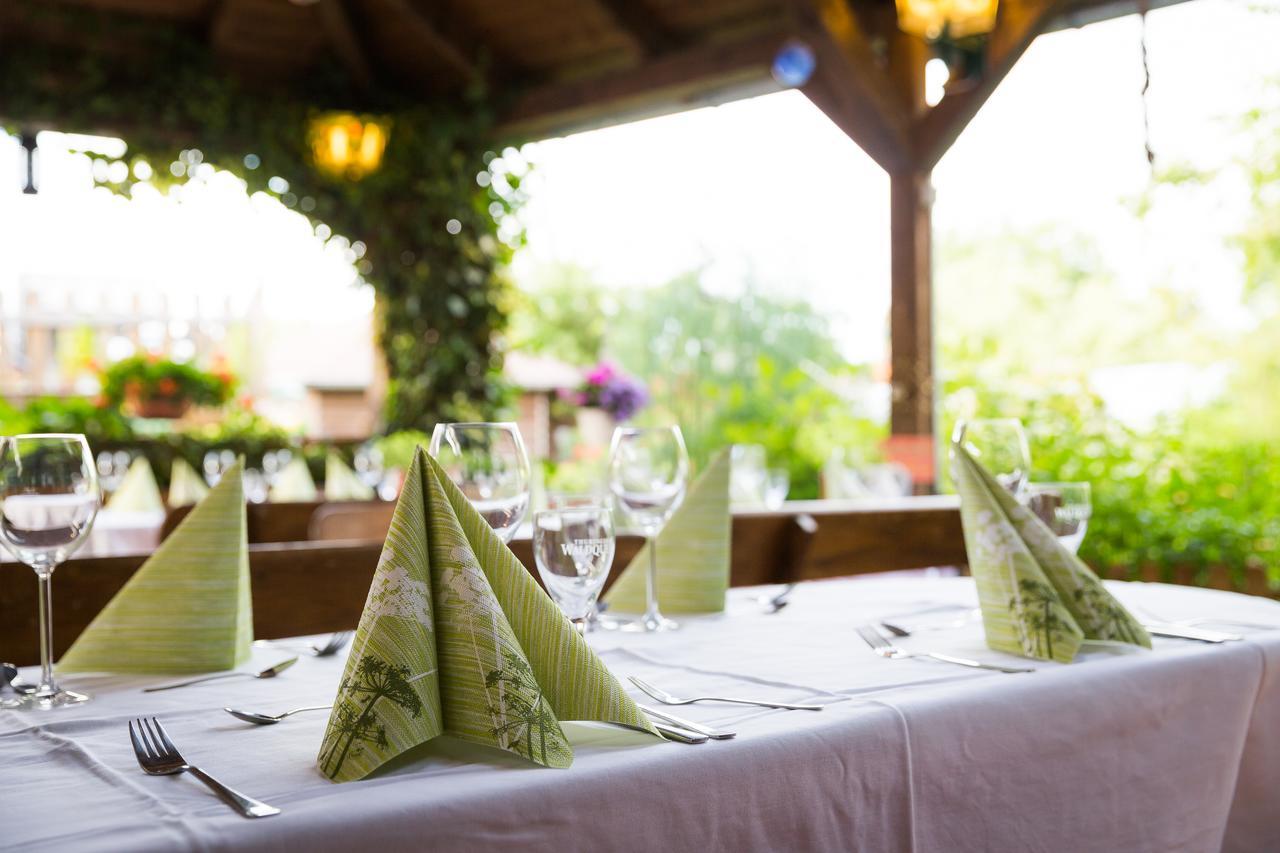 Kraeuterhotel Garni Zur Klostergrotte Nohra  Ngoại thất bức ảnh
