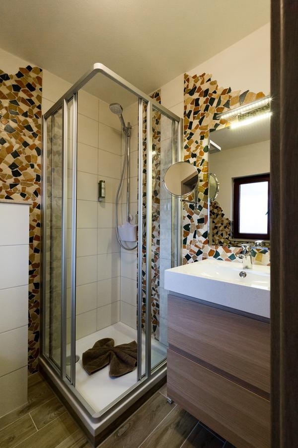 Kraeuterhotel Garni Zur Klostergrotte Nohra  Ngoại thất bức ảnh