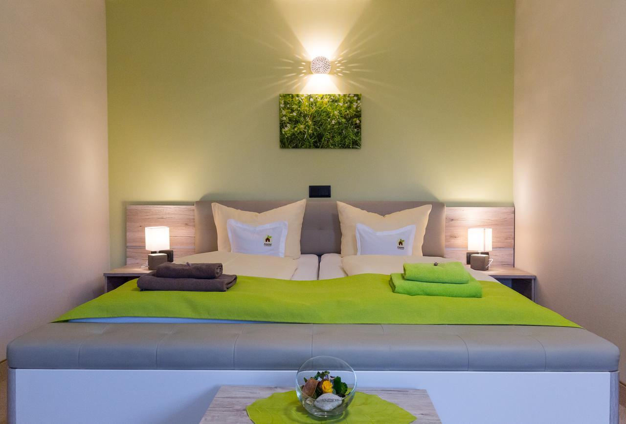 Kraeuterhotel Garni Zur Klostergrotte Nohra  Ngoại thất bức ảnh
