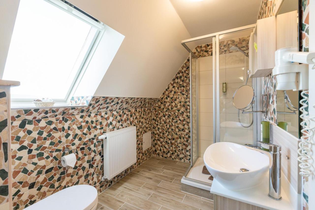 Kraeuterhotel Garni Zur Klostergrotte Nohra  Ngoại thất bức ảnh