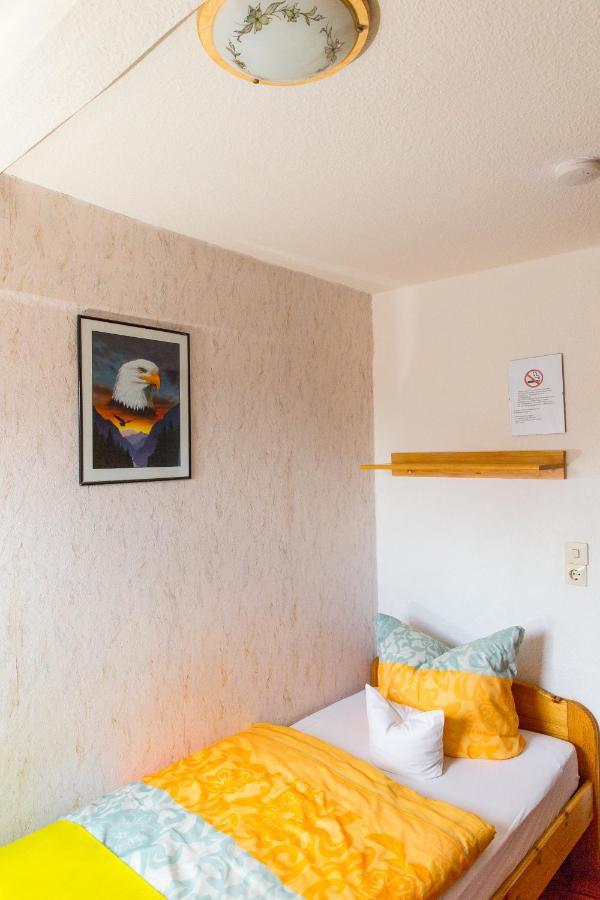 Kraeuterhotel Garni Zur Klostergrotte Nohra  Ngoại thất bức ảnh